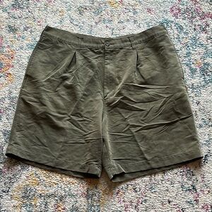 Chaps Ralph Lauren Army Green Flat Front Shorts Men’s Size 38